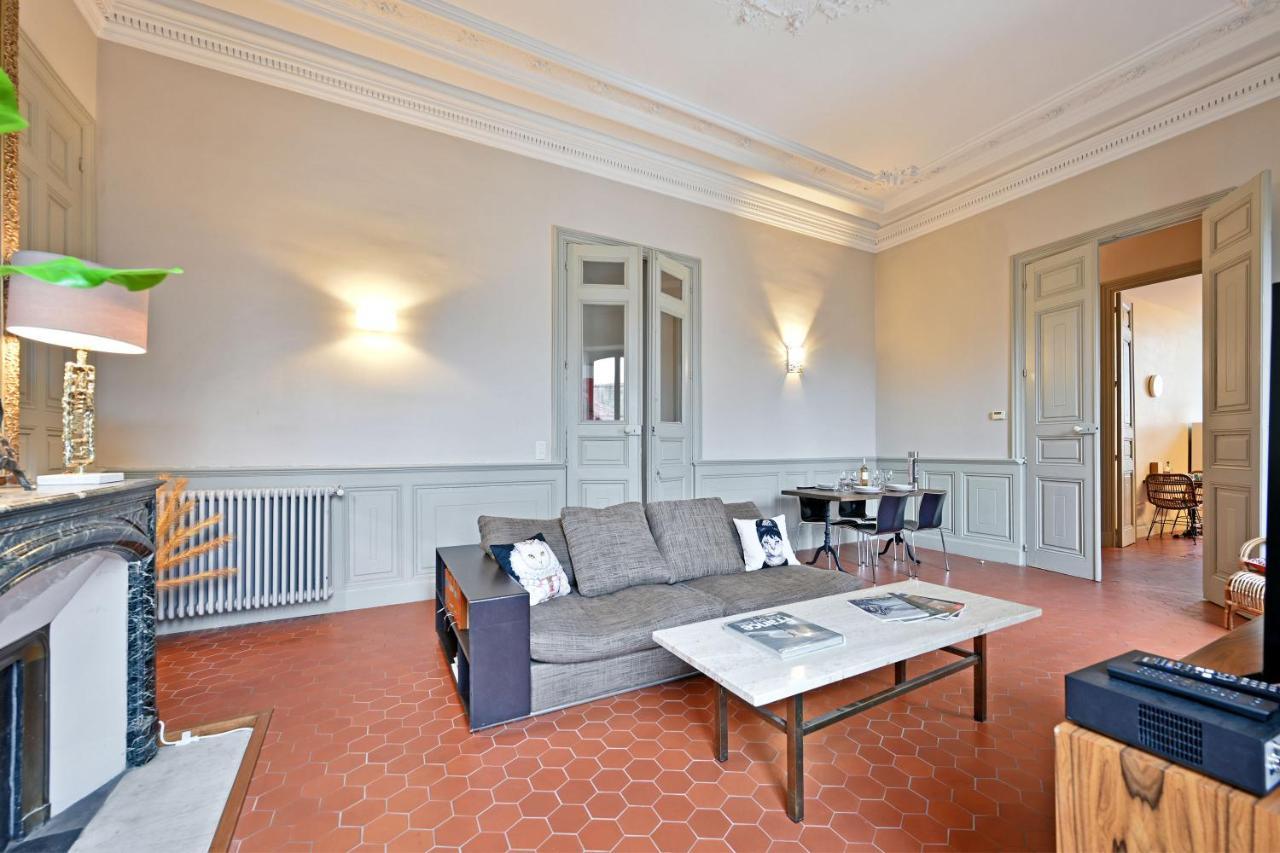 Le Vieux Sextier - Ac Clim - Lumineux - Wifi - Hypercentre Apartamento Avinhão Exterior foto