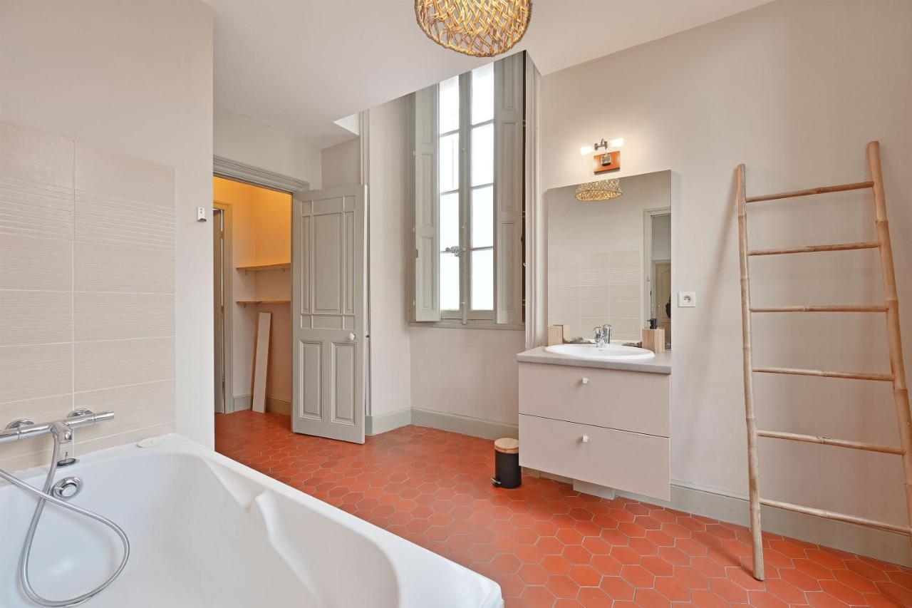 Le Vieux Sextier - Ac Clim - Lumineux - Wifi - Hypercentre Apartamento Avinhão Exterior foto